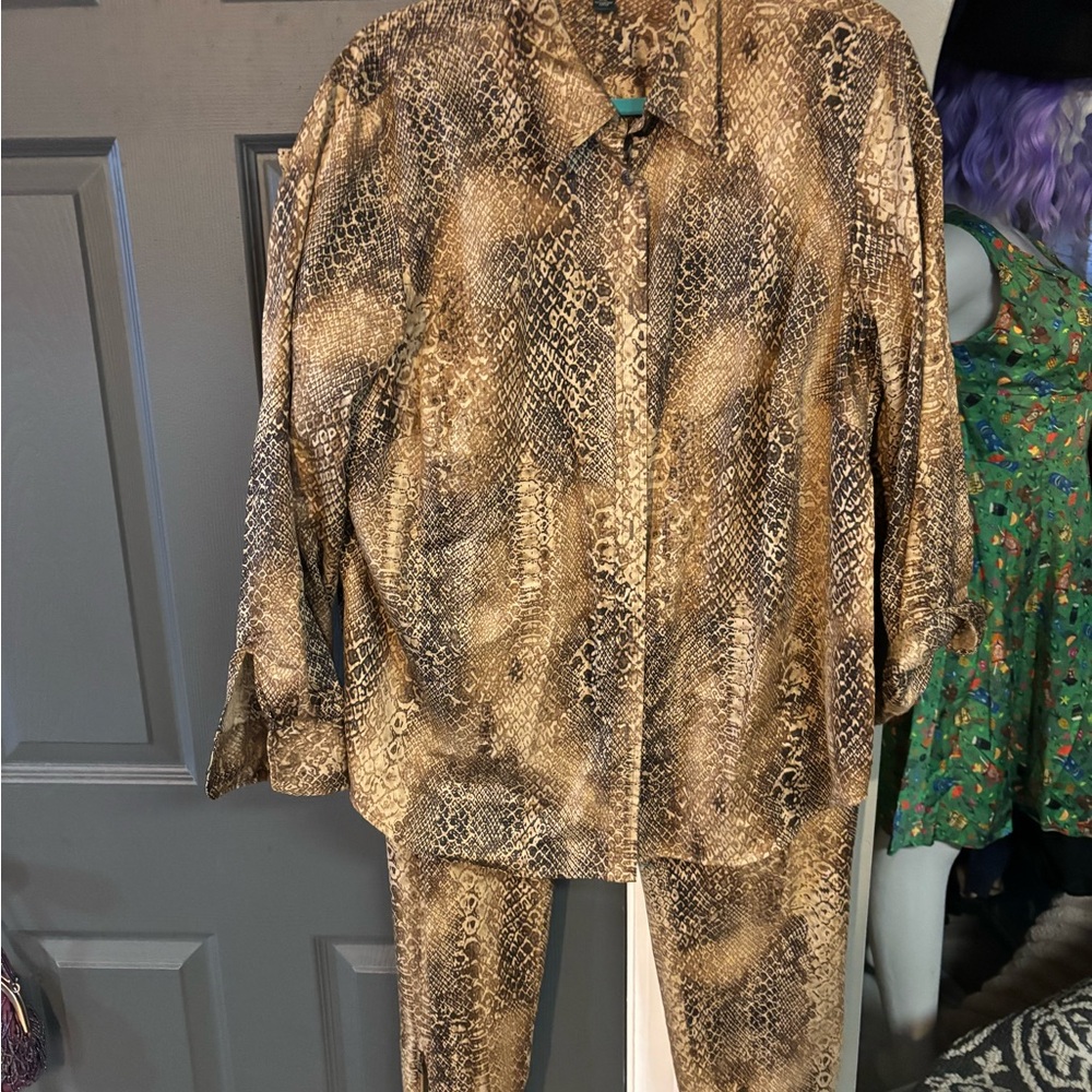 Bundle of 2 Ralph Lauren Brown and Tan Reptile top & pants